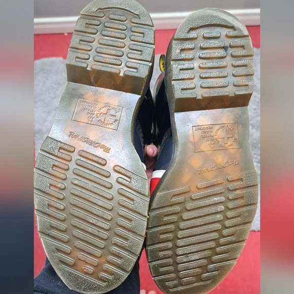 Union Jack Docs - Picture 2 of 3